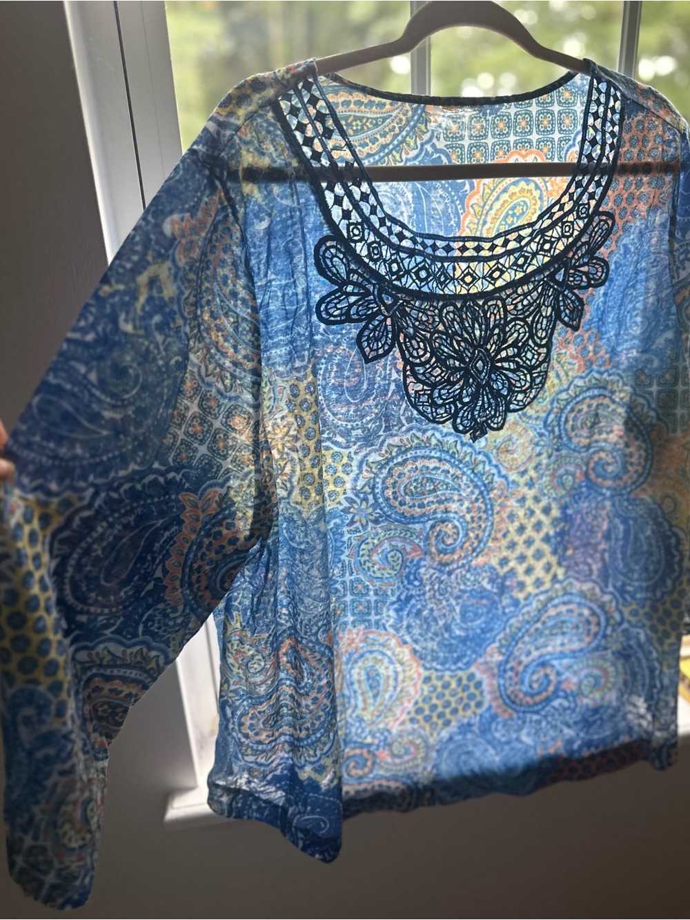 Women’s Blue Paisley Lace-Trim Blouse